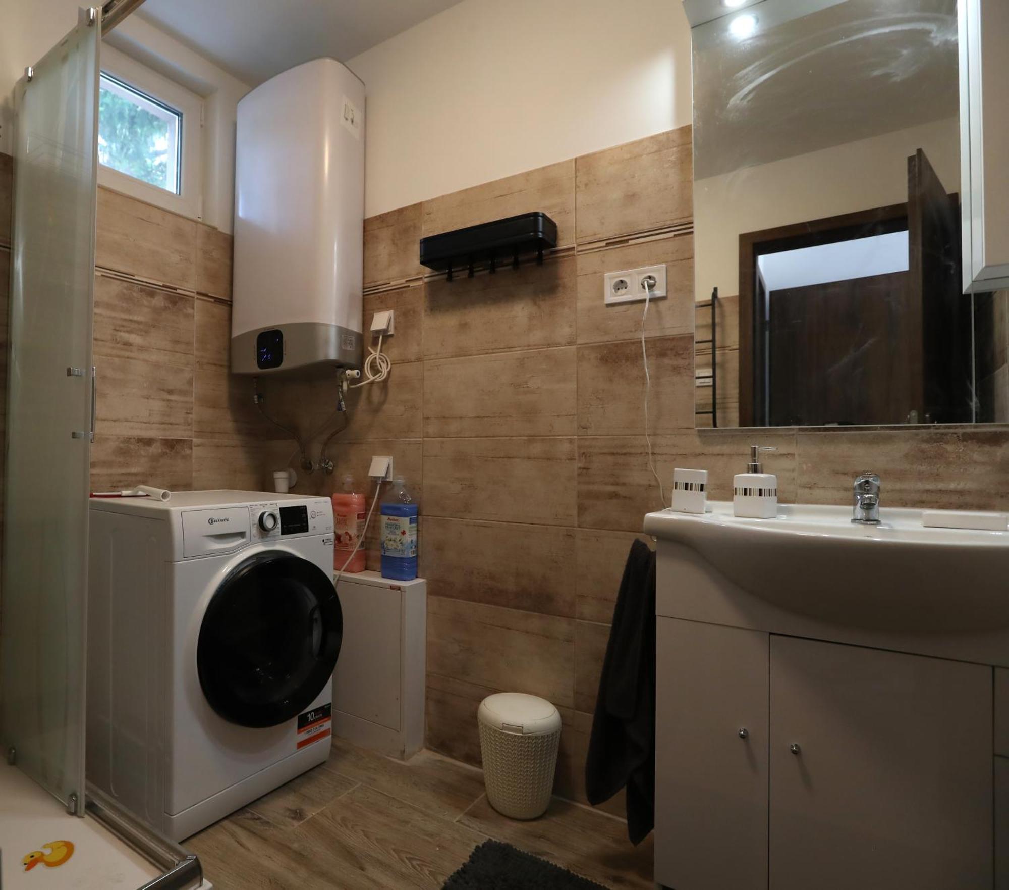 Four Flowers Apartman Шіофок Екстер'єр фото