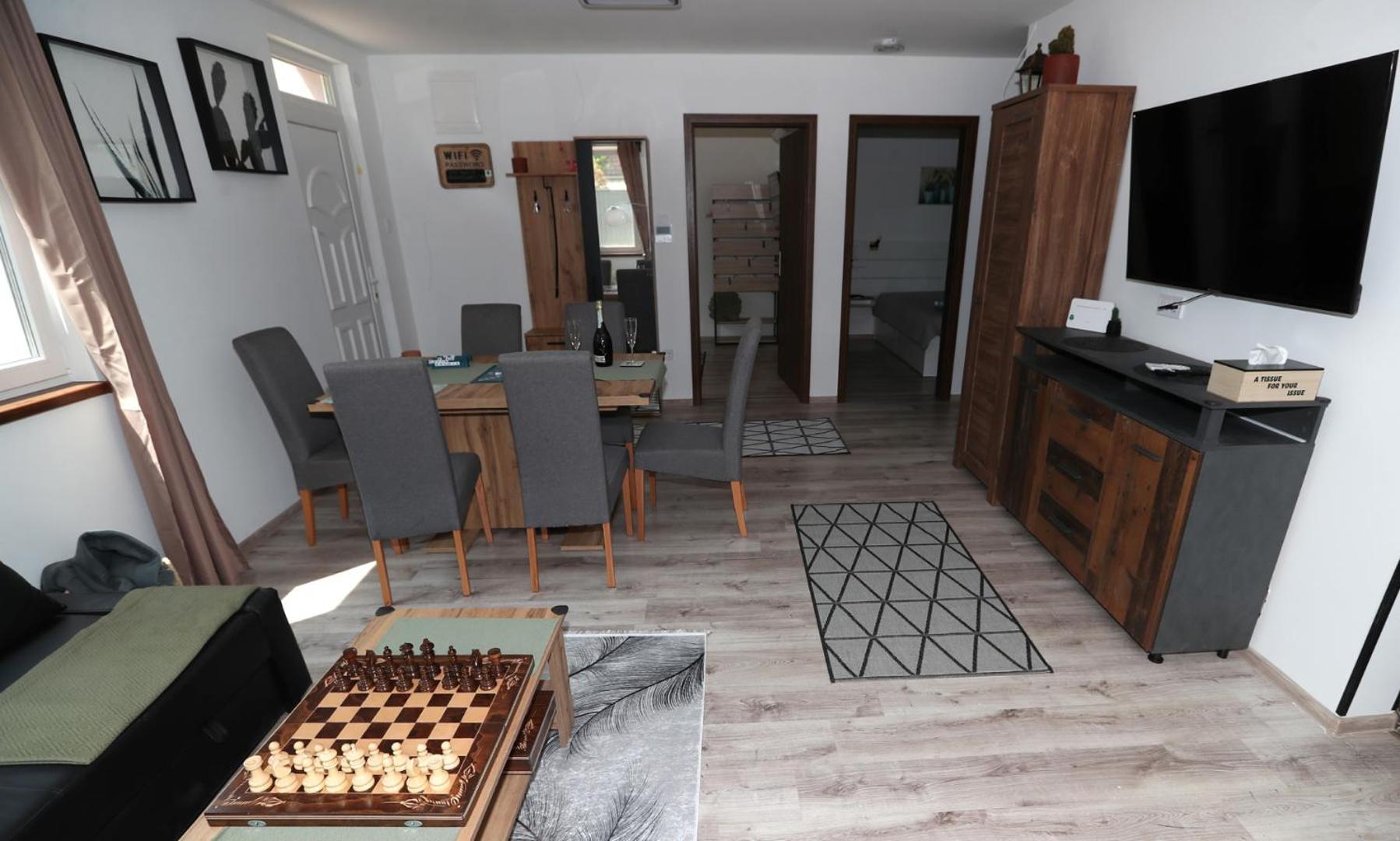 Four Flowers Apartman Шіофок Екстер'єр фото