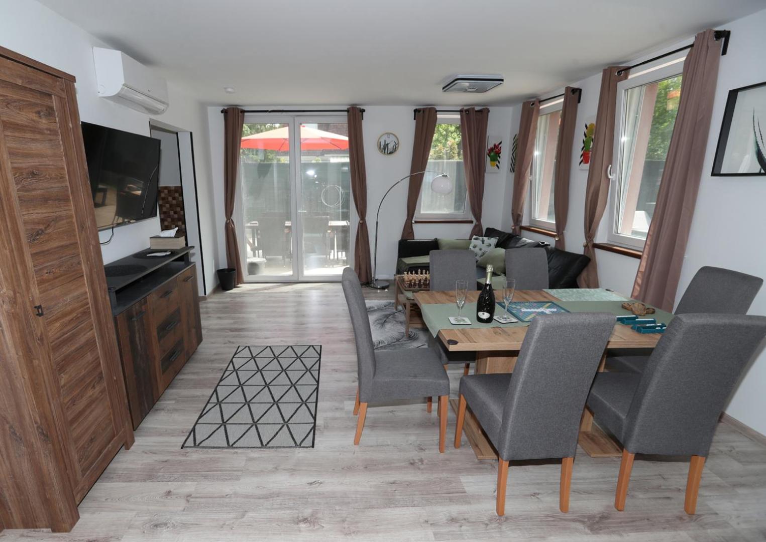 Four Flowers Apartman Шіофок Екстер'єр фото