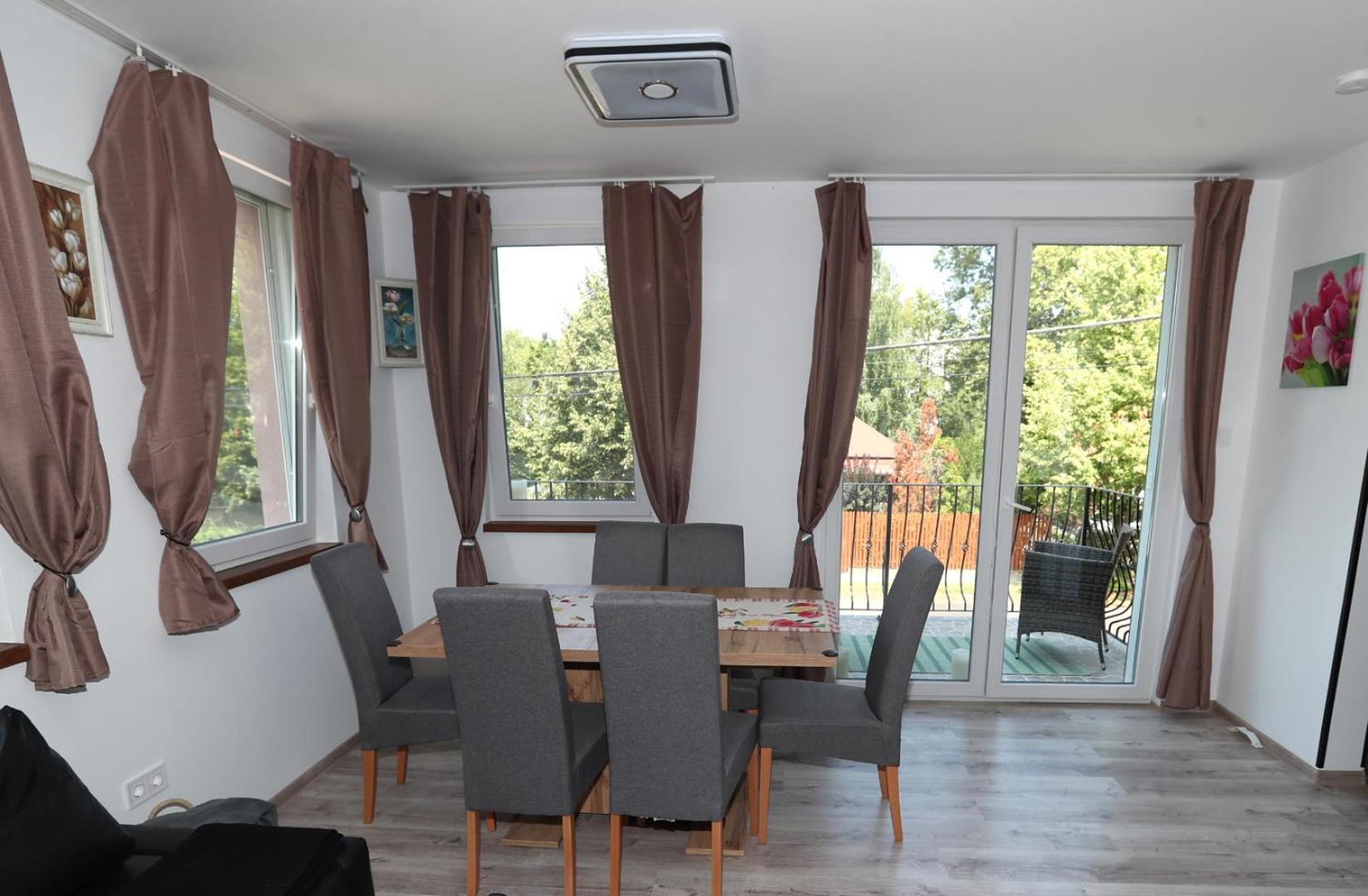 Four Flowers Apartman Шіофок Екстер'єр фото